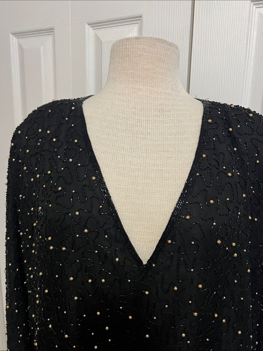 Vintage 90’s Black Beaded V-Neck Women's Silk Scala Top with Gold Beads Size 2X